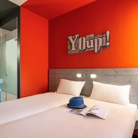 Ibis Budget Amsterdam Airport Hotel 2*