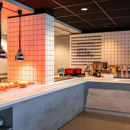 Hotel Ibis Budget Amsterdam Airport 2*