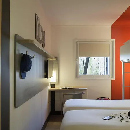 Ibis Budget Amsterdam Airport Hotel Badhoevedorp