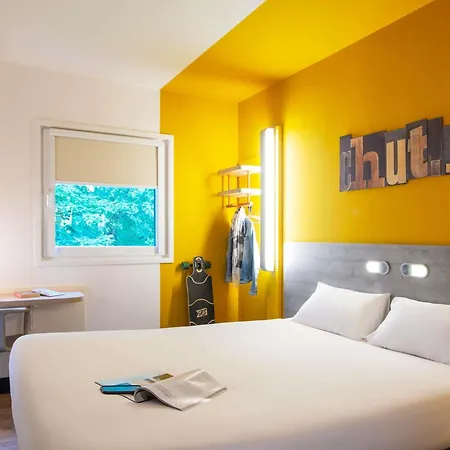Ibis Budget Amsterdam Airport 2*