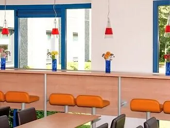 Ibis Budget Amsterdam Airport 2*