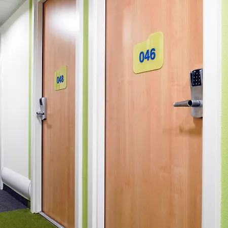 Ibis Budget Amsterdam Airport Hotel Badhoevedorp