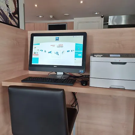 Hotel Ibis Budget Amsterdam Airport 2*