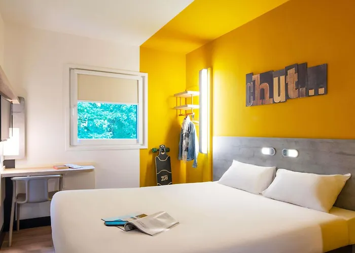 Ibis Budget Amsterdam Airport 2*