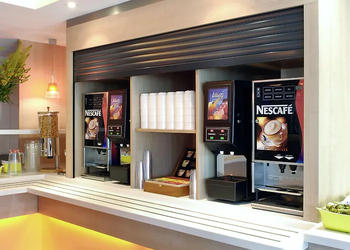 Ibis Budget Amsterdam Airport 2*