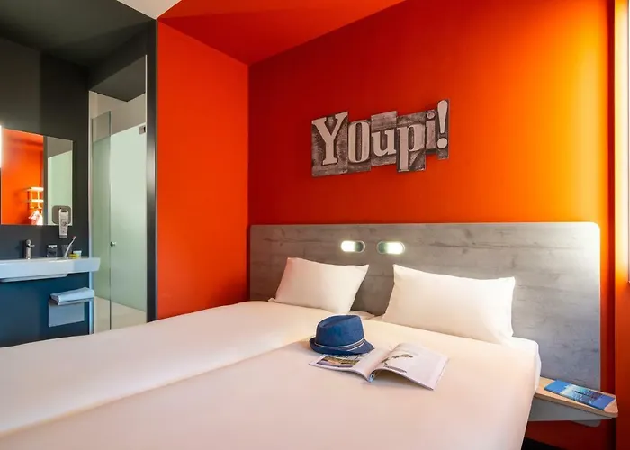 Ibis Budget Amsterdam Airport Hotel 2*