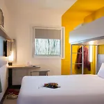 Hotel Ibis Budget Amsterdam Airport 2*