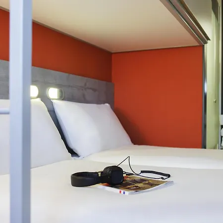 Ibis Budget Amsterdam Airport Hotel
