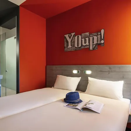 Ibis Budget Amsterdam Airport 2*